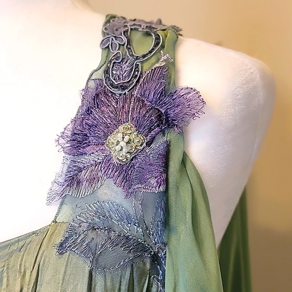 Lee Andersen Frosted Glass Dress Water - Picture 2 of 6